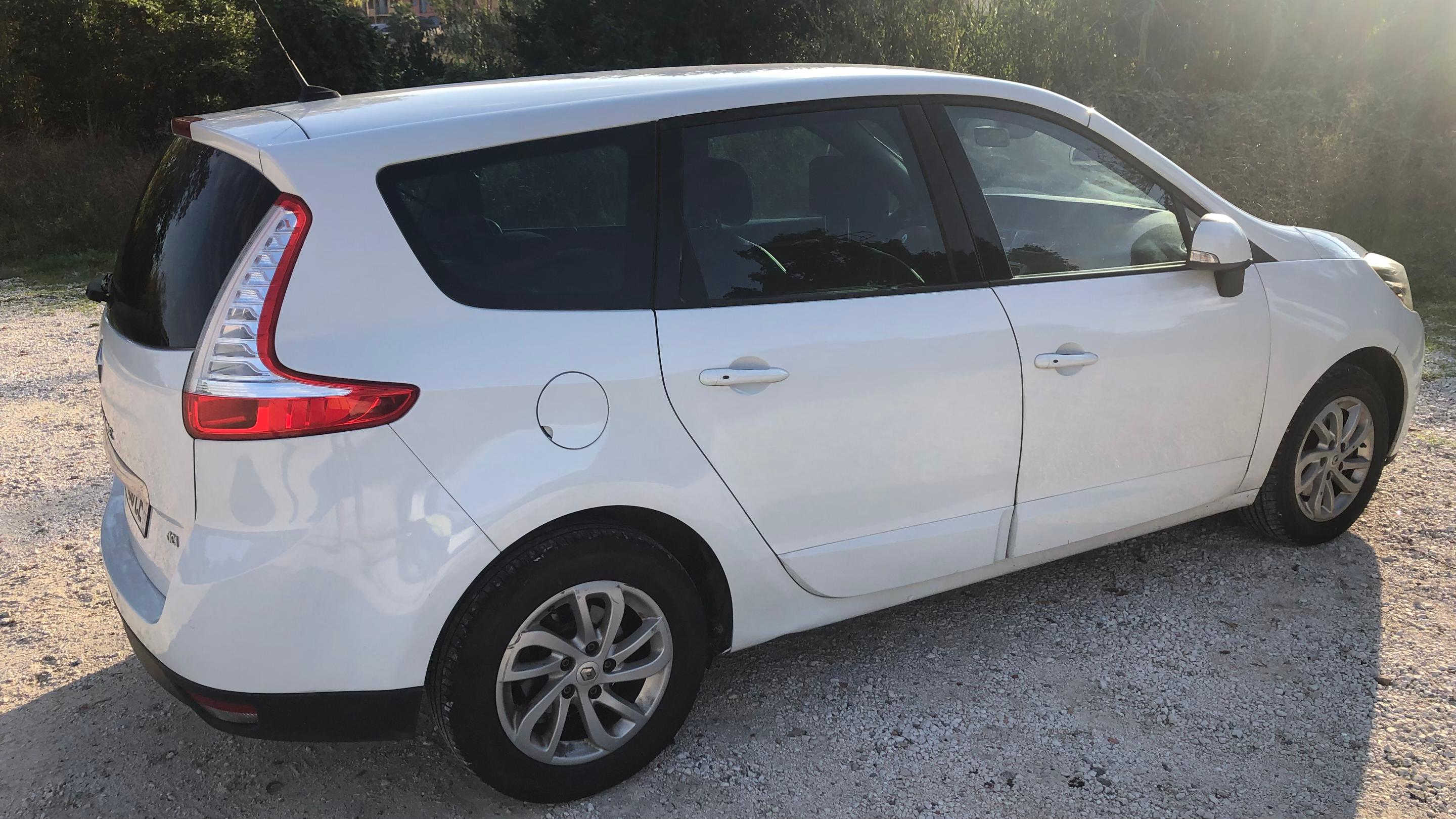 Renault GRAND SCENIC III 2014 à Hyères