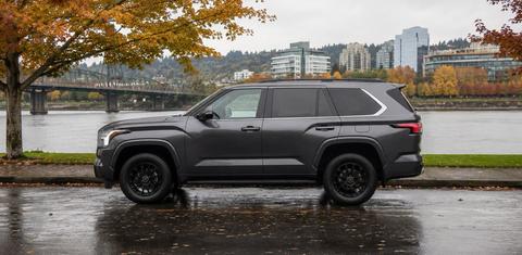 Toyota Sequoia 2023