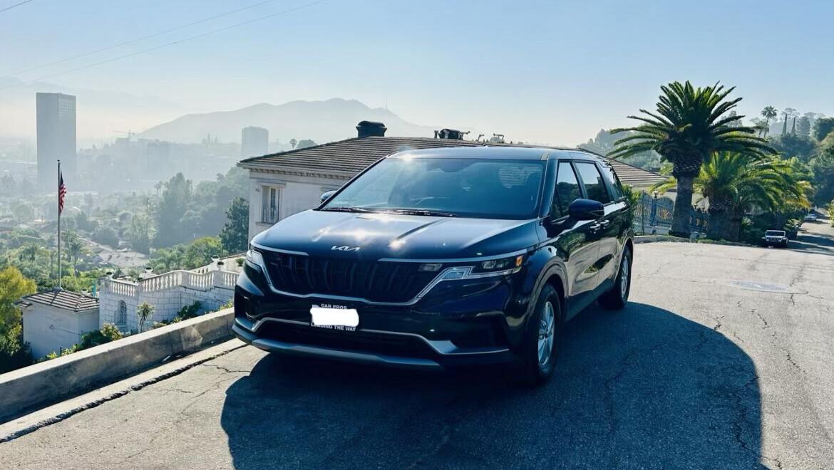 Kia Carnival 2024 in Los Angeles, CA