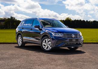 Volkswagen Tiguan car