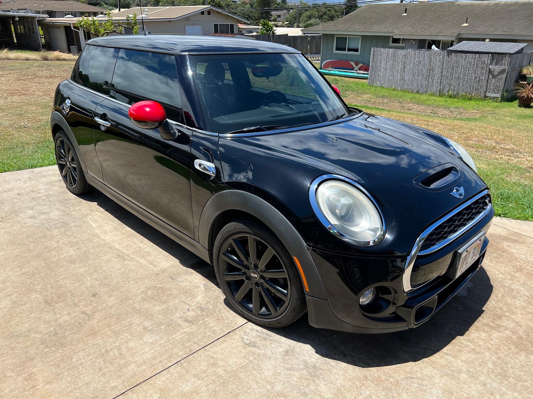 MINI Hardtop 2 Door 2015 in Makawao, HI