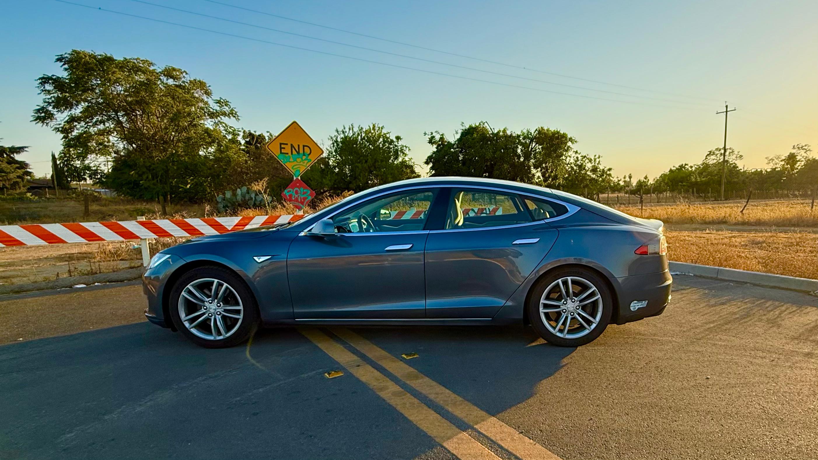 Tesla Model S 2013 in Modesto, CA