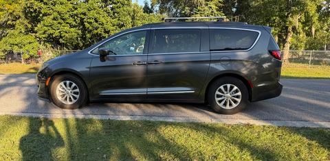 Chrysler Pacifica 2017