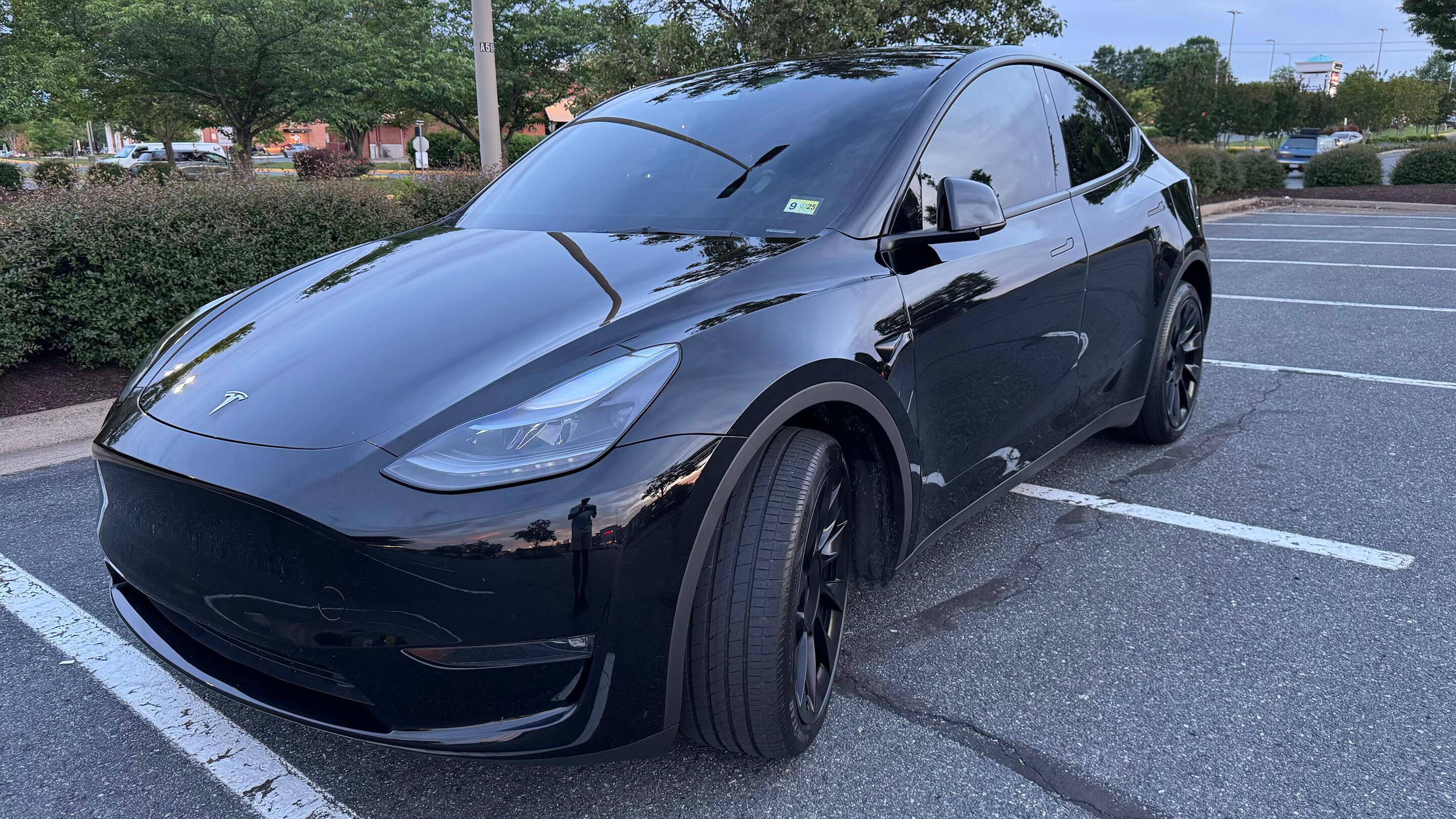 Tesla Model Y 2023 in Aquia Harbour, VA