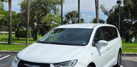 Chrysler Pacifica 2022