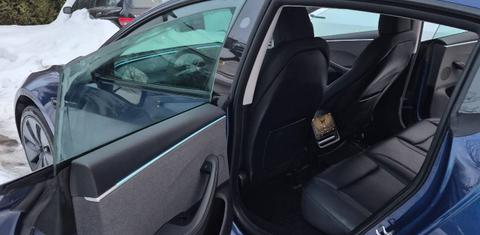 Tesla Model 3 2024
