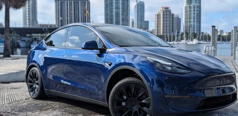 Tesla Model Y 2023