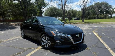 Nissan Altima 2019