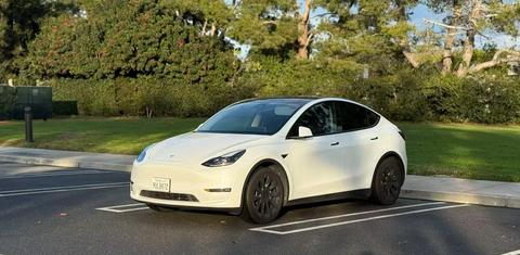 Tesla Model Y 2021