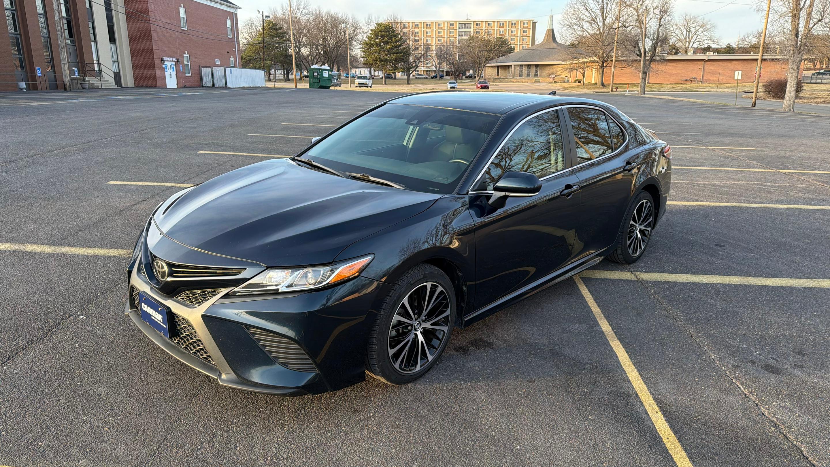 Toyota Camry 2019 in Topeka, KS