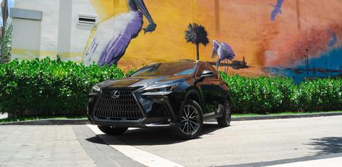 Lexus NX 2025