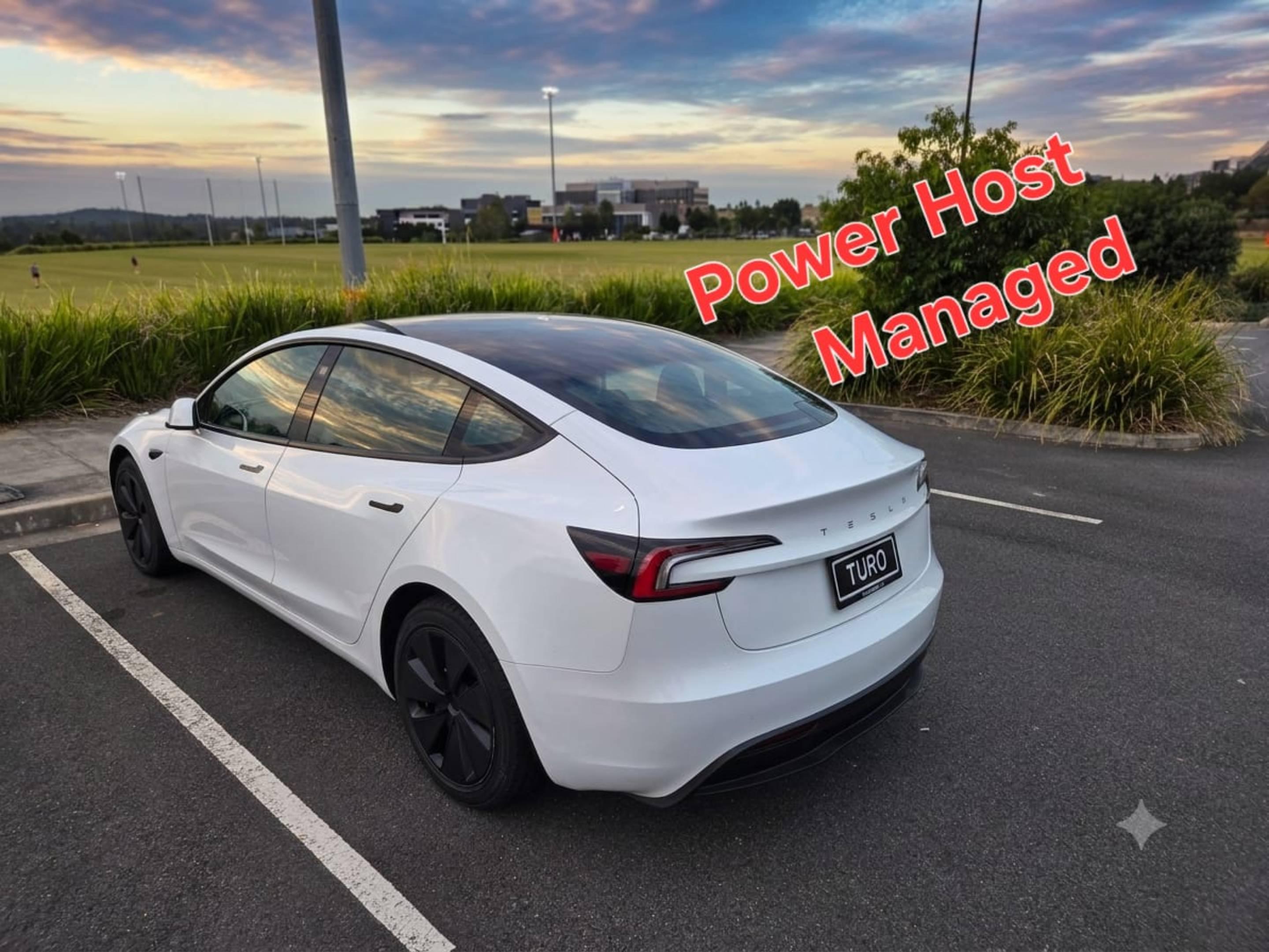 Tesla MODEL 3 2024 in Springfield Central
