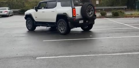 GMC HUMMER EV SUV 2025