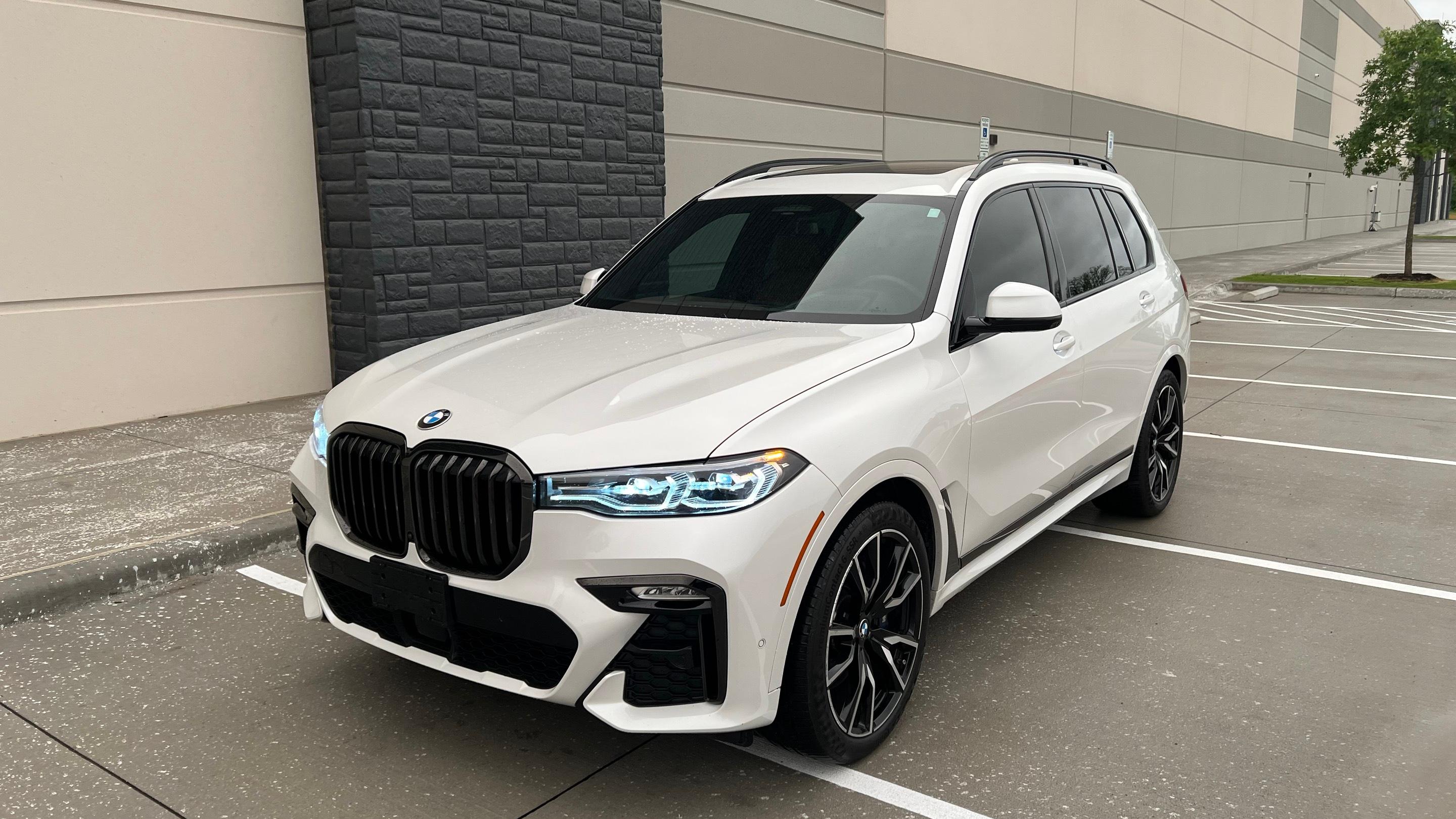 BMW X7 2021 in 