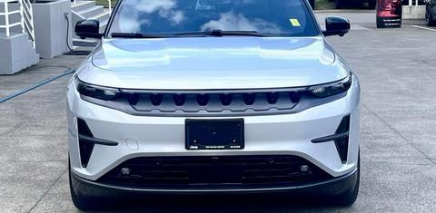 Jeep Wagoneer S 2024