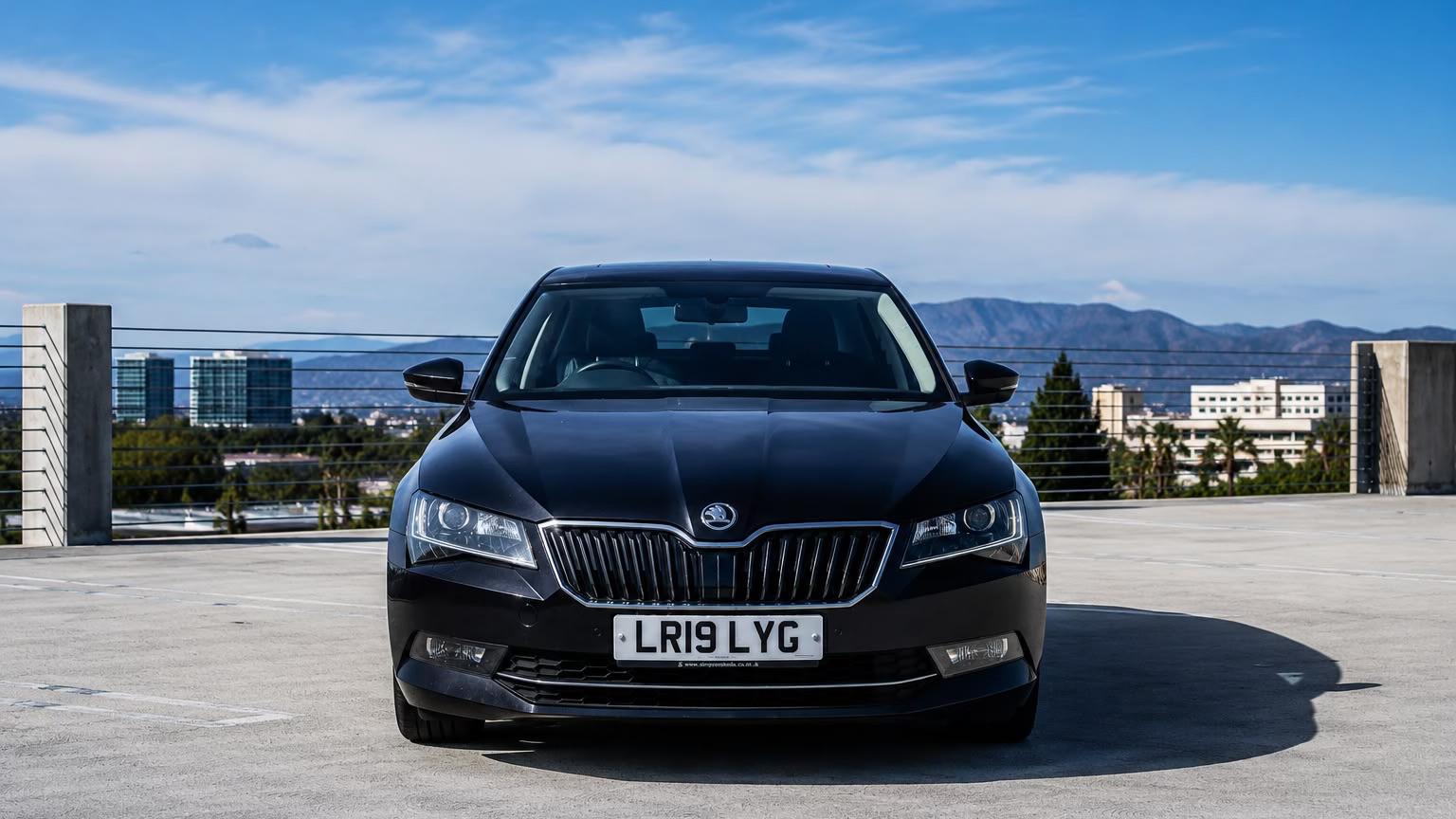 Skoda Superb 2019 in London