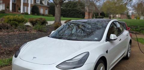 Tesla Model 3 2023