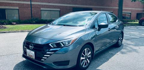 Nissan Versa 2024