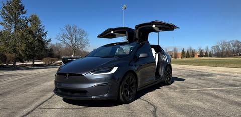 Tesla Model X 2022
