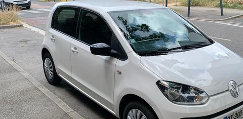 Volkswagen UP 2015
