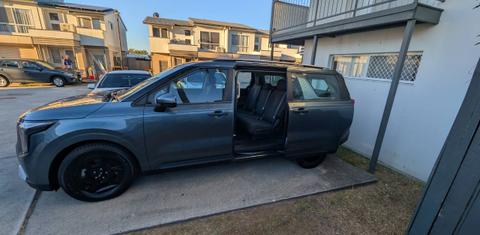 Kia CARNIVAL 2024