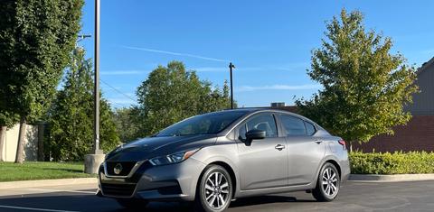 Nissan Versa 2021