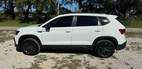 Volkswagen Taos 2024
