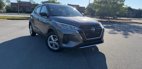 Nissan Kicks Play 2025