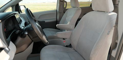 Toyota Sienna 2016