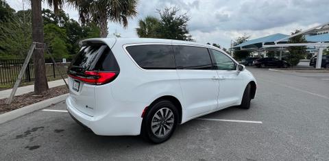 Chrysler Pacifica 2022
