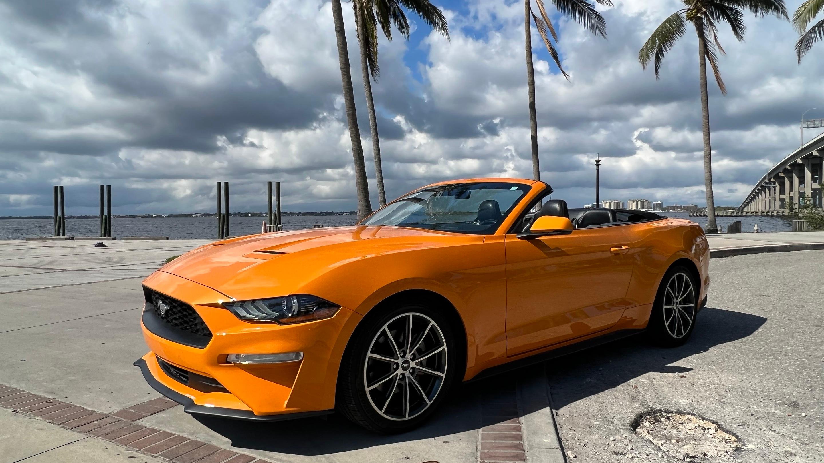 Ford Mustang 2019 in Fort Myers, FL