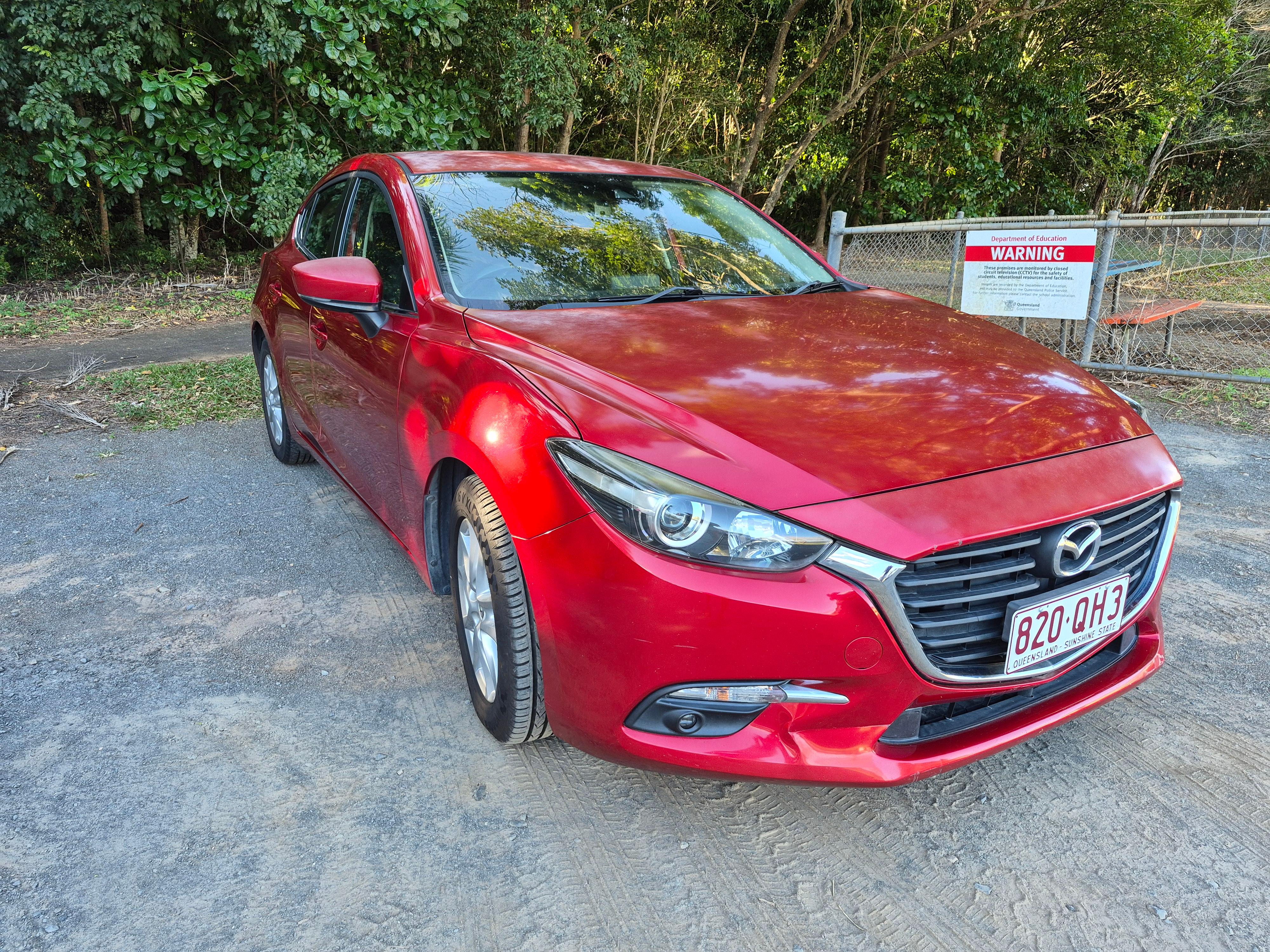Mazda MAZDA3 2016 in Redlynch