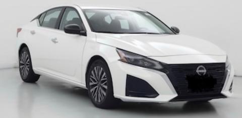 Nissan Altima 2025