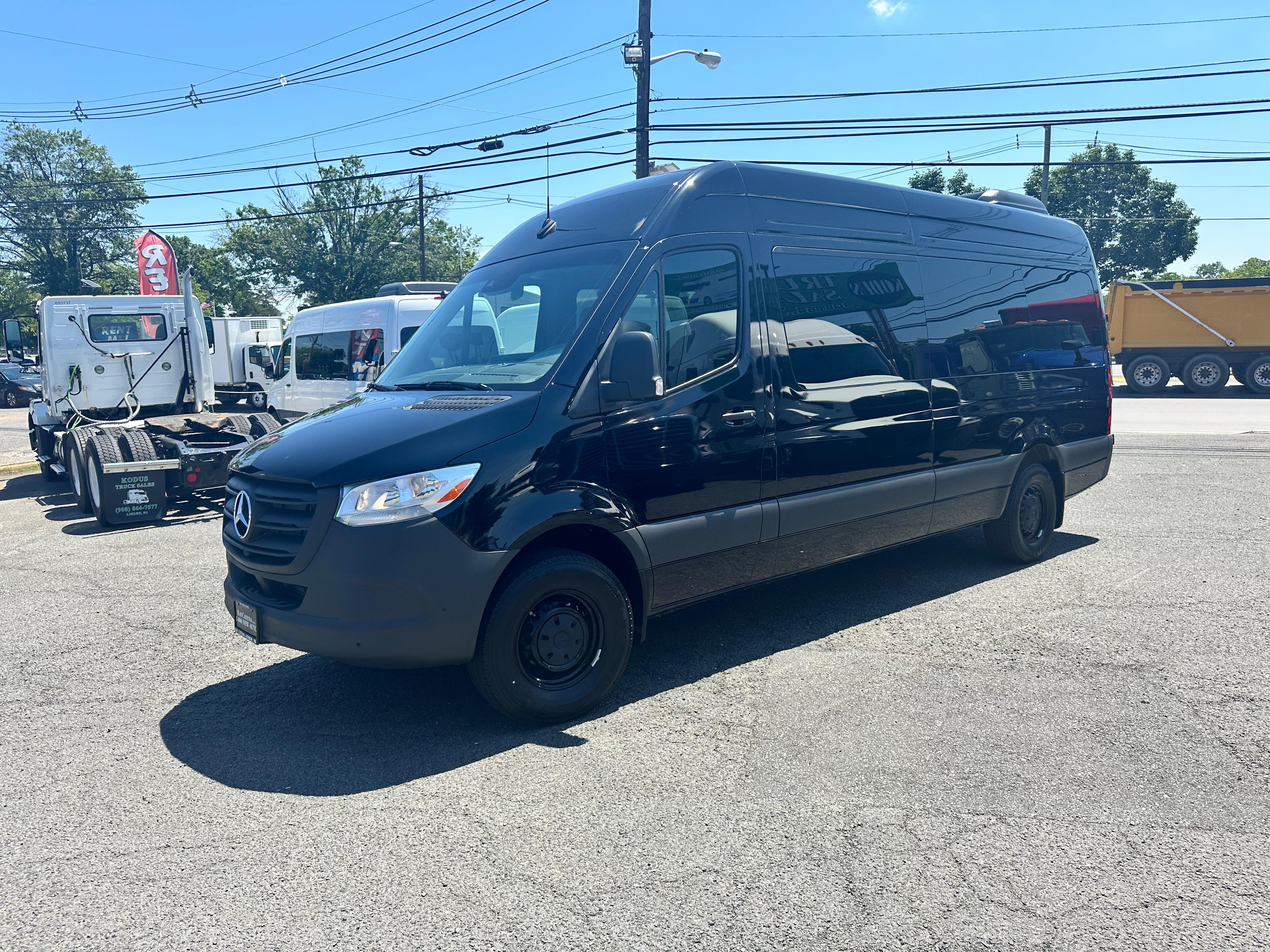 Mercedes-Benz Sprinter 2024 in Linden, NJ