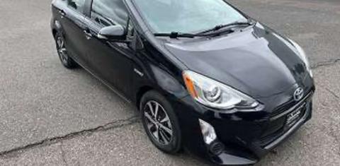 Toyota Prius c 2015