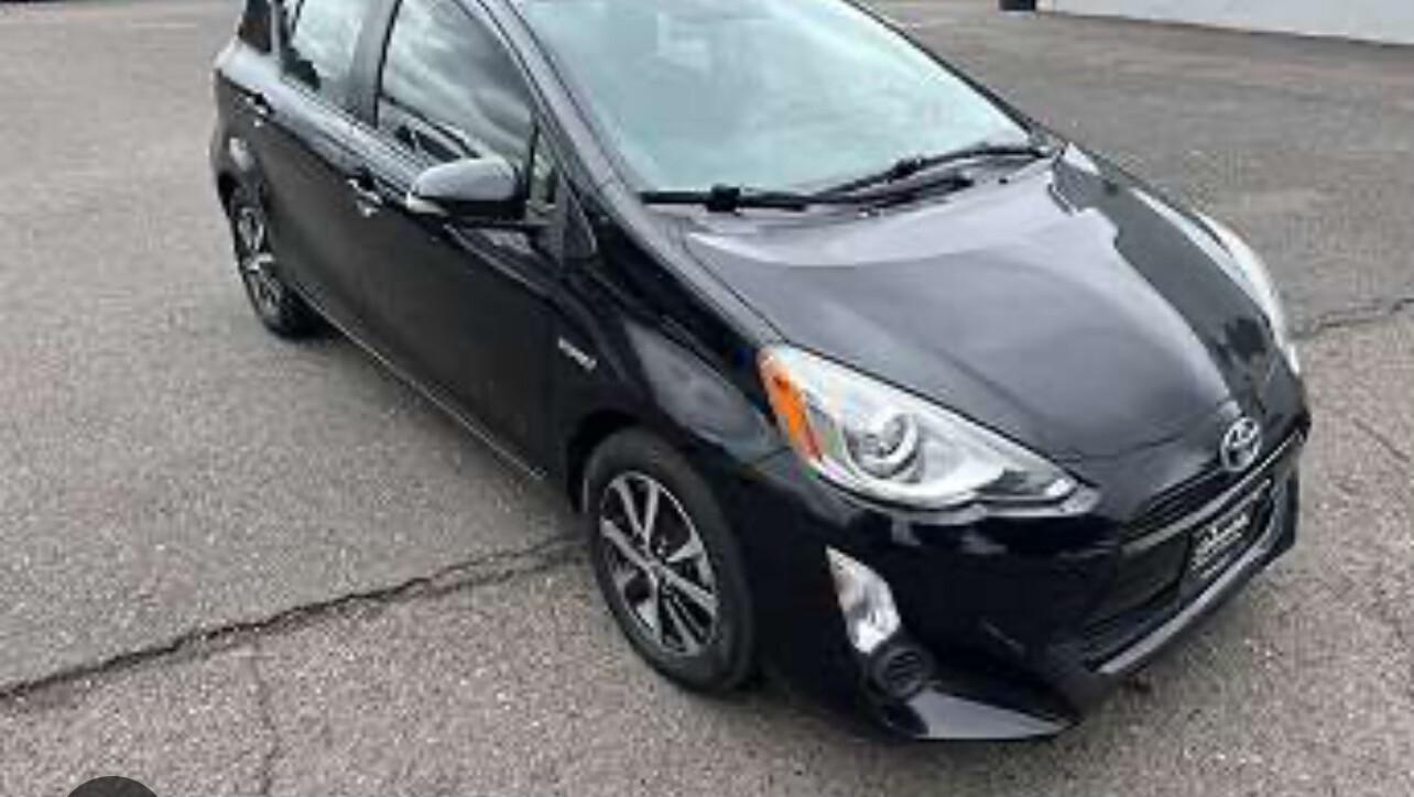 Toyota Prius c 2015 in 