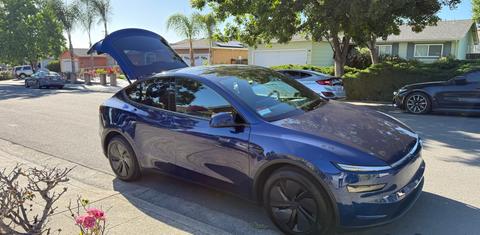 Tesla Model Y 2026