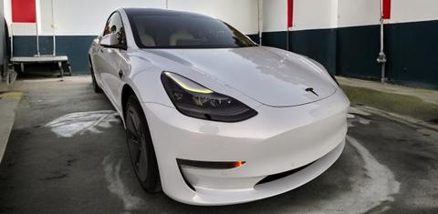 Tesla Model 3 2021
