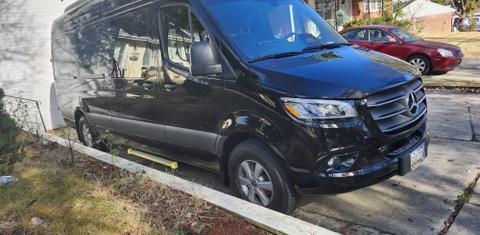 Mercedes-Benz Sprinter 2025