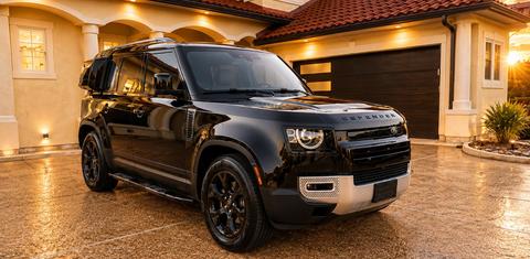 Land Rover Defender 2023