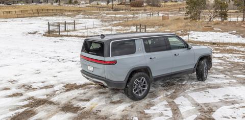 Rivian R1S 2023