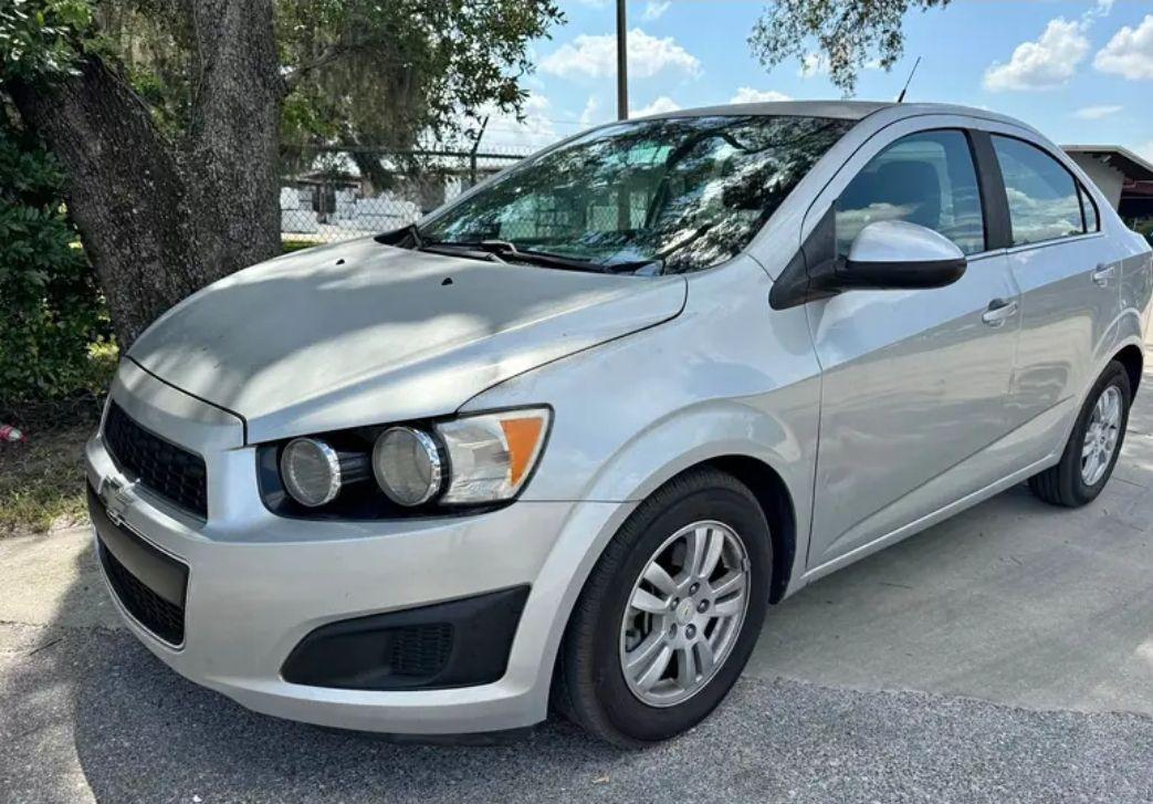 Chevrolet Sonic 2012 in 