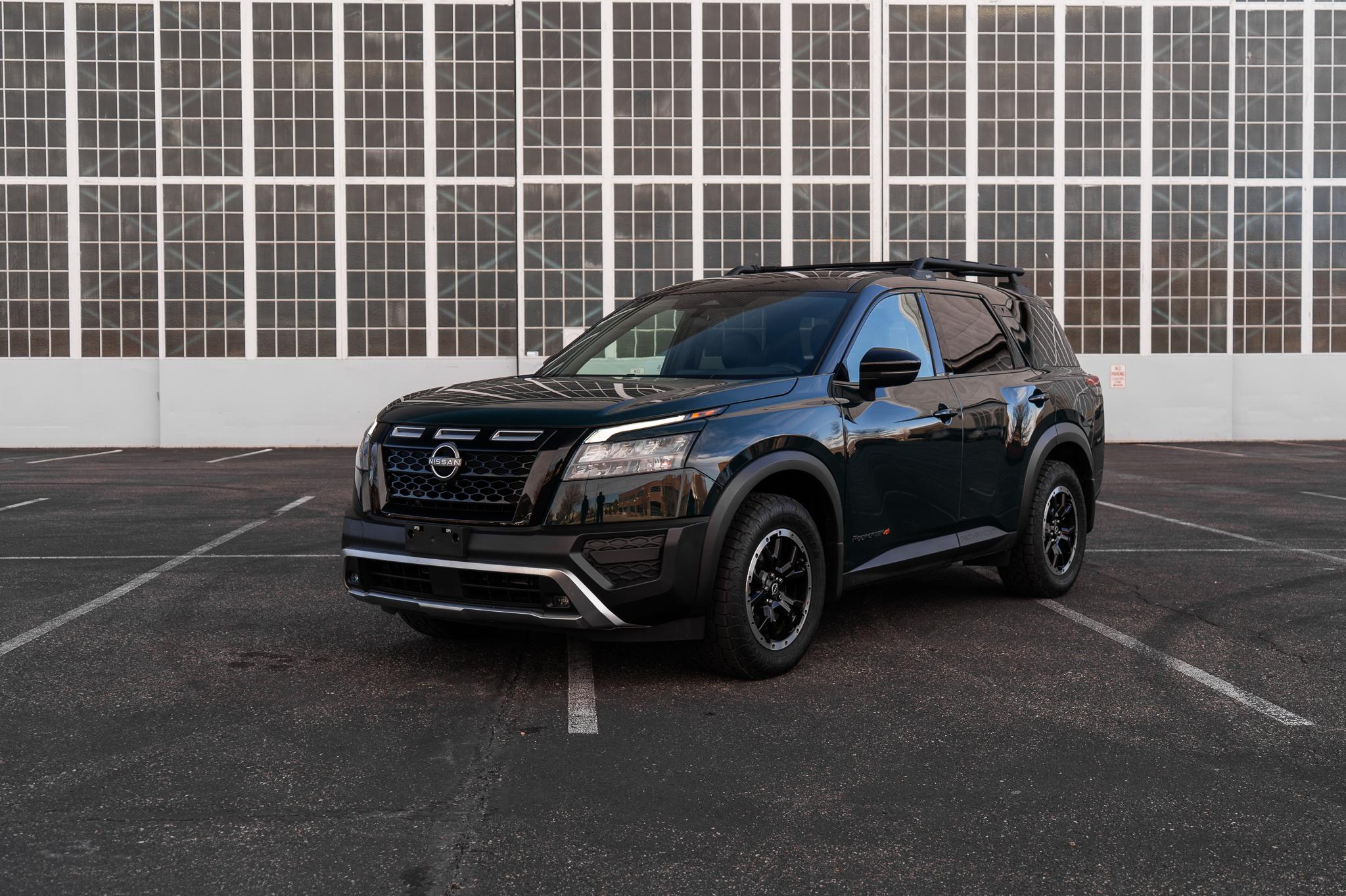 Nissan Pathfinder 2024 in Denver, CO
