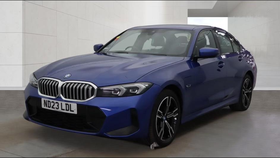 BMW 3 Series 2023 in Croydon