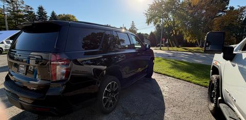 Chevrolet Suburban 2023