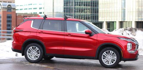 Mitsubishi Outlander 2024