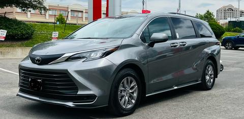 Toyota Sienna 2026