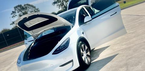 Tesla Model Y 2021