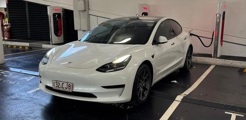 Tesla MODEL 3 2021