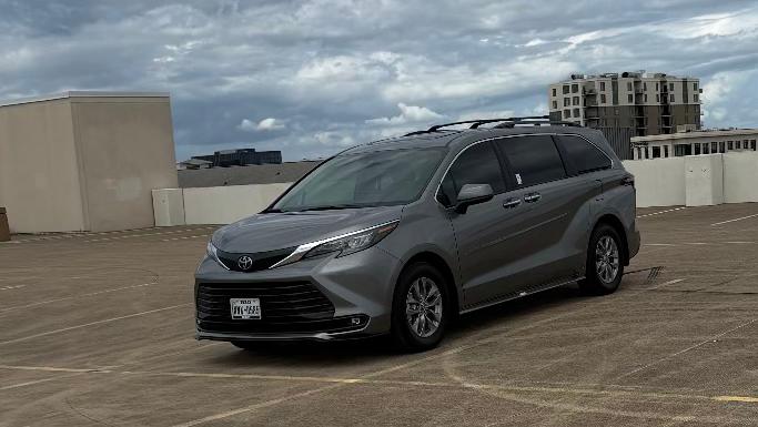 Toyota Sienna 2026 in Pflugerville, TX